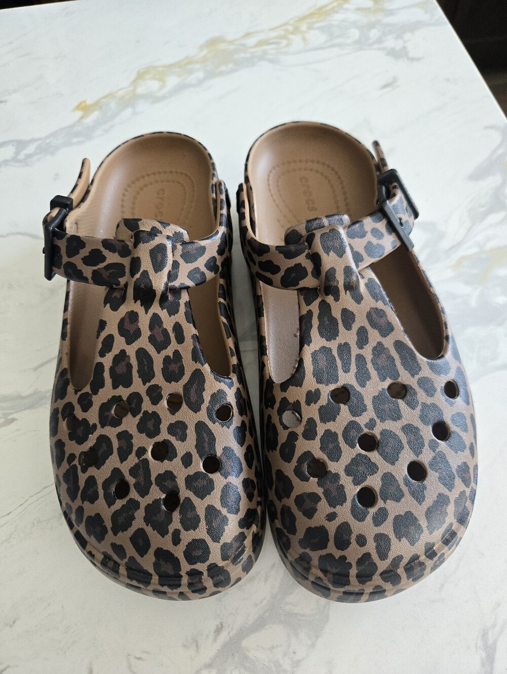 NEW! CROCS Classic T-Strap Mary Janes In Leopard Print. Size 8
